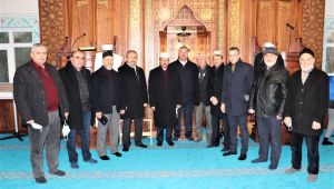Büyükşehir’in desteğiyle Kartepe’de yapılan cami ibadete açıldı