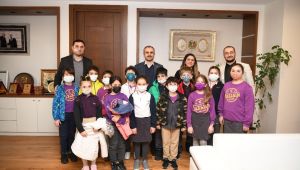 Çiftçi’den minik gazeteci adayları ile röportaj