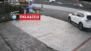 Çocuklarıyla birlikte yürüyen kadına araba çarptı