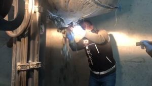 Çuvalların içinden kilolarca uyuşturucu çıktı