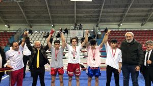 Kick Boks’ta şampiyon Körfez Gençlerbirliği