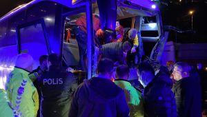 TEM'de otobüs kazası, çok sayıda yaralı var