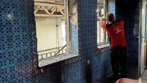 Yangında hasar gören Bahtiyar Cami'nin onarım çalışmaları başladı