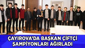 Başkan Çiftçi şampiyonları ağırladı