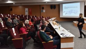 Kartepe Belediyesi'nin yetkililerine ilk yardım eğitim verildi