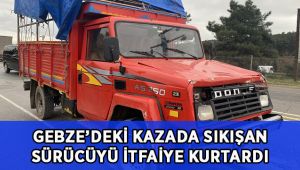 Kamyon ile kamyonet çarpıştı, sıkışan sürücüyü itfaiye kurtardı