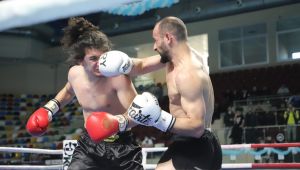 Kick Boks’ta büyük heyecan devam ediyor