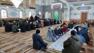 Sabah namazı buluşmaları Murat Evler Camisi'nde devam etti