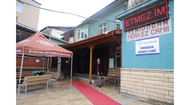 Yenidoğan Caminin sundurması da yenilendi