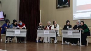 Gençler bilgileriyle yarıştı