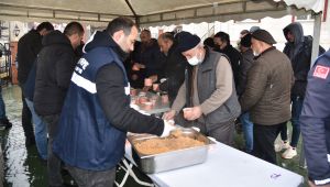Kartepe’de Çanakkale Destanı anısına helva ikramı