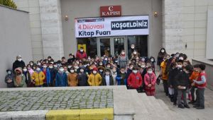 Yazarlar ve okuyucular Kitap Fuarı'nda buluştu
