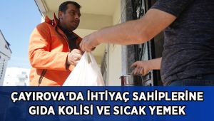 Çayırova'da ihtiyaç sahiplerine gıda kolisi ve sıcak yemek
