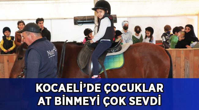 Çocuklar at binmeyi çok sevdi
