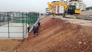 Derince´de Peyzaj Çalışmaları Sürüyor