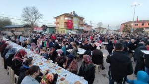 İshakçılar’da iftar sofrası kuruldu