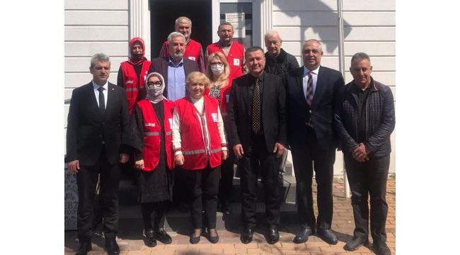 Kocaeli Kent Konseyi’nden Kızılay’a tebrik ziyareti!