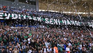 Kocaelispor-Manisa FK maçını 27 bin taraftar izledi
