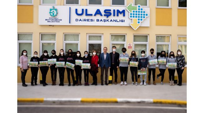 Öğrencilere çevre dostu ulaşım aracı bisiklet anlatılıyor