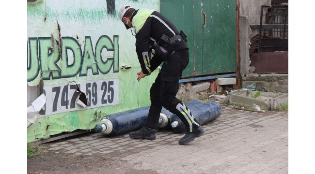 Oksijen tüplerini bomba zannettiler