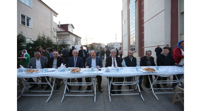 Romanlar Günü’nde İftarda Buluştular