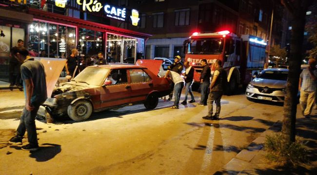 Aracının yandığını fark etmeyen sürücü son anda kurtuldu