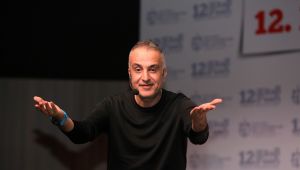 Bekir Develi: Sosyal medya Hayati hocayı Lady Gaga’ya döndürdü