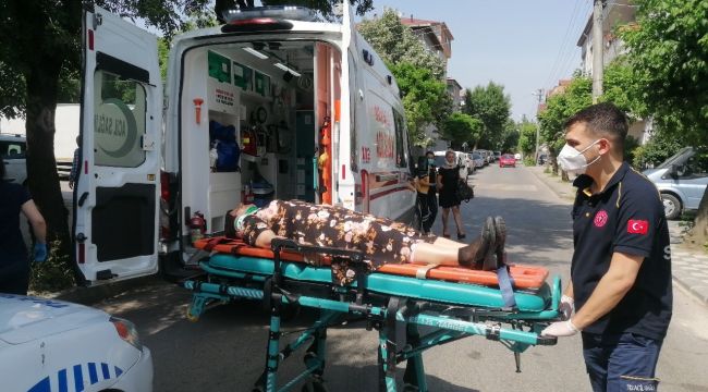 Gebze'de otomobil minibüsle çarpıştı: 2 yaralı