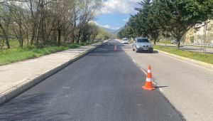 Gölcük’te üstyapı çalışmalarıyla yol konforu artırılıyor