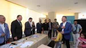 Görme engelli bireylere Braille yazılı oy pusulası