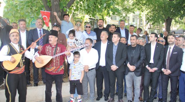 KEDFE, Tanıtım Günleri öncesinde kortej düzenledi