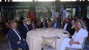 Kocaeli’de Ebeler ve Hemşireler Haftası kutlandı