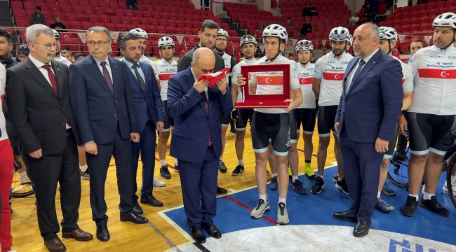Kocaeli'den yola çıkan 19 bisikletli Samsun’a ulaştı