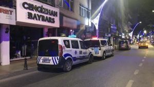 Komşusunun dairesinde kanlar görünce polis çağırdı