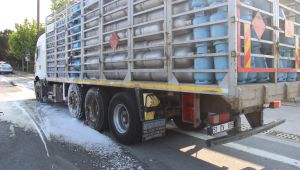 LPG yüklü kamyonun balatasında yangın çıktı