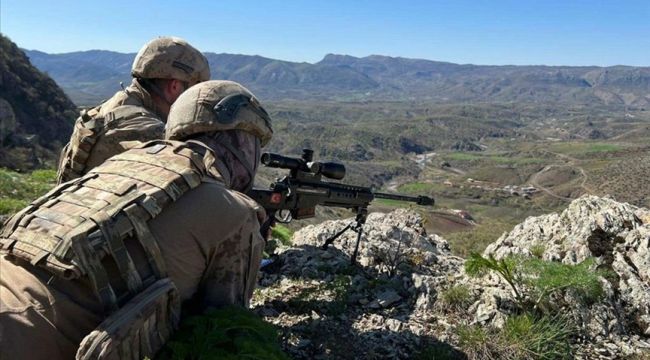 PKK'ya ağır darbe: 18 terörist etkisiz hale getirildi!