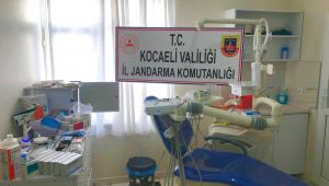 Sahte dişçi, muayenehanesinde suçüstü yakalandı