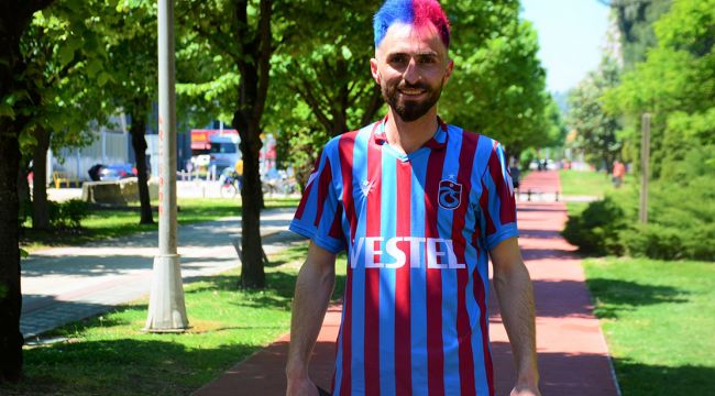 Şampiyonluk gelince saçlarını bordo maviye boyattı