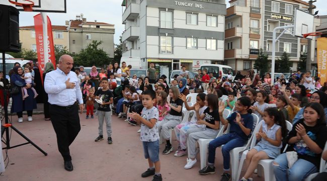 Bıyık, Darıcalı çocukların mutluluğunu paylaşıyor