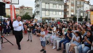 Bıyık, Darıcalı çocukların mutluluğunu paylaşıyor