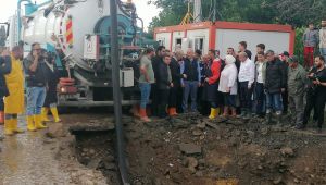 Büyükşehir Yol Bakım Timi Düzce’de