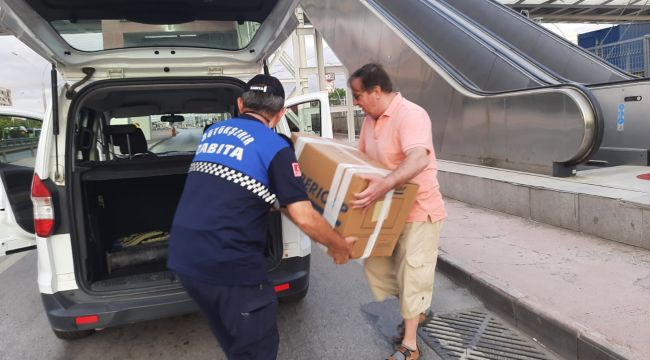 Büyükşehir Zabıtası, zorda kalanın yanında