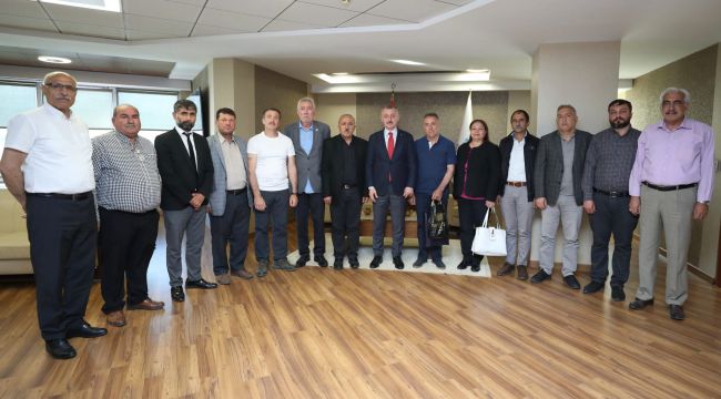 Cemevlerinden Başkan Büyükakın’a teşekkür ziyareti