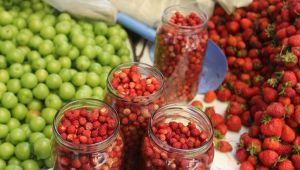 Dağlarda toplanıyor, kilogramı 50 TL'ye satılıyor