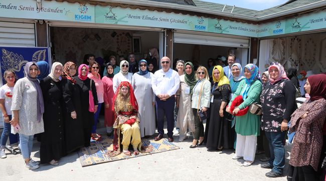 Darıcalı kadınlar hünerlerini sergiliyor