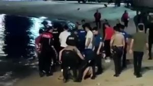 Denize girdi, boğulmaktan son anda kurtarıldı
