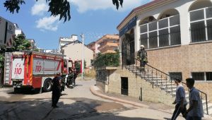 Gebze’deki camide yangın paniği