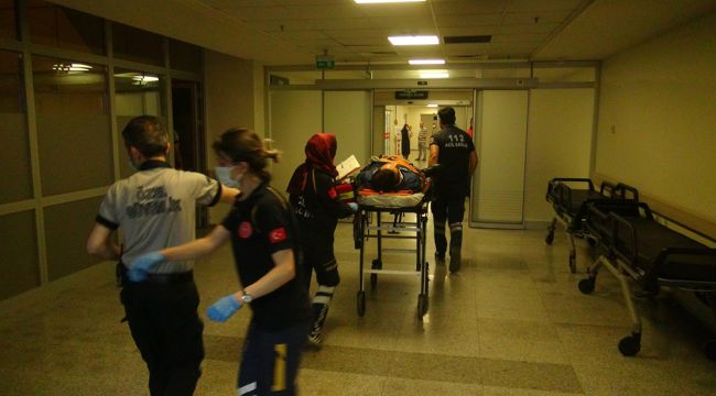 İki grup arasında çıkan kavgada polisler yaralandı