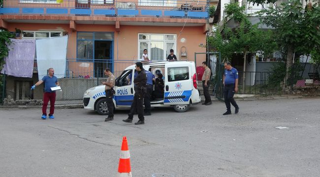 İki grup arasında silahlı bıçaklı kavga: 3 yaralı