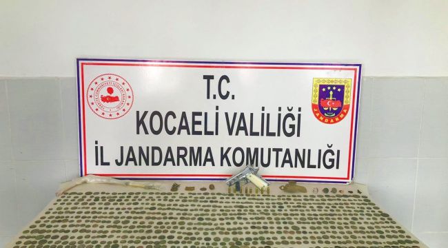 Jandarma ekiplerinden tarihi eser operasyonu
